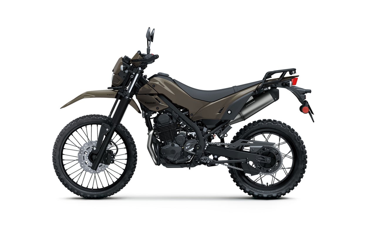 Kawasaki KLX230 DF 2026: versión militar por 4900 euros