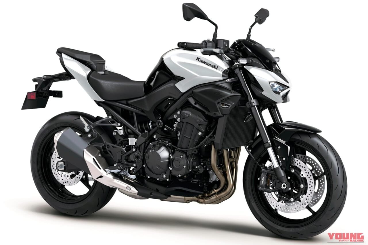 Nueva Kawasaki Z900 2026: Â¡ahora en blanco radiante!