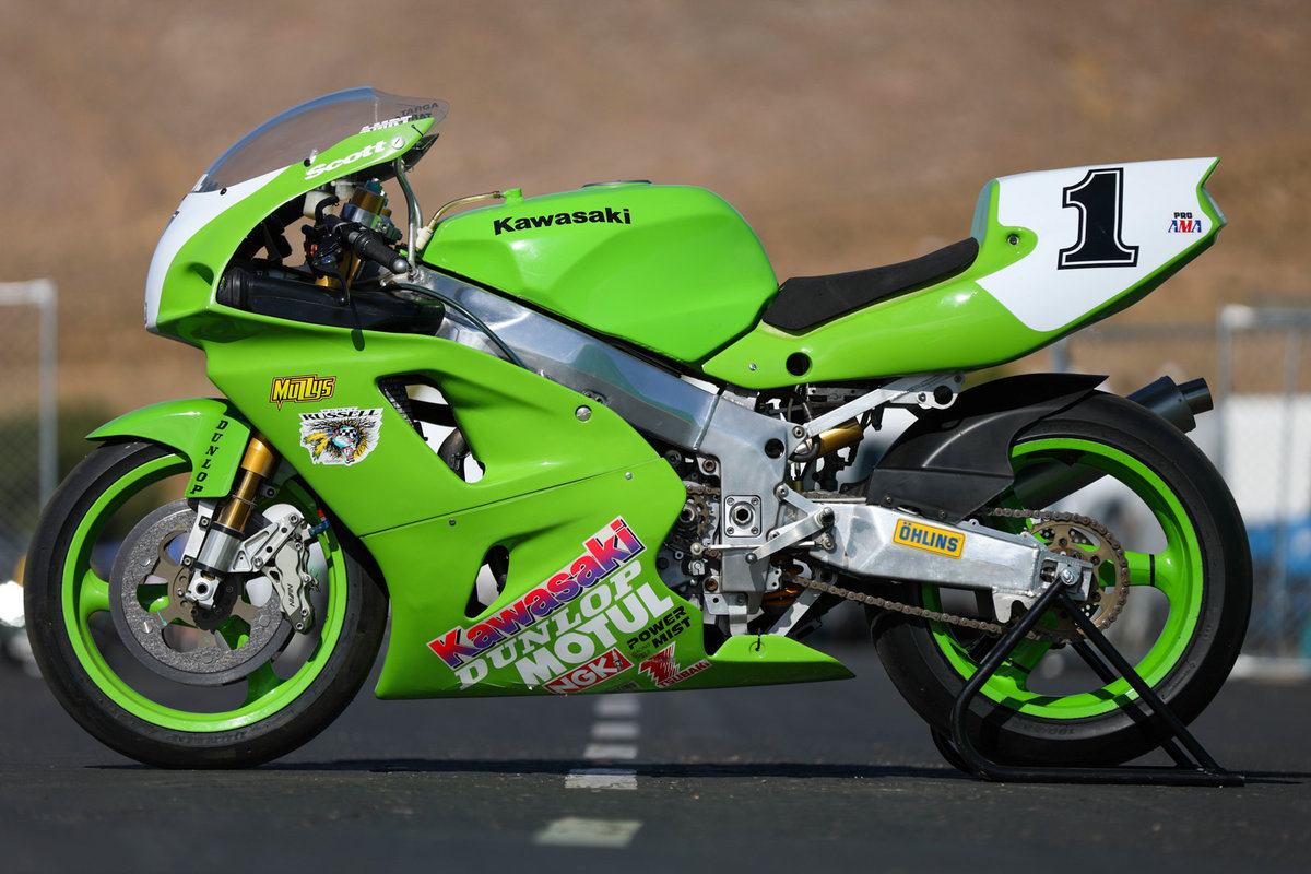 Moto de ensueño: la Kawasaki ZX-7R campeona de Scott Russell, a subasta