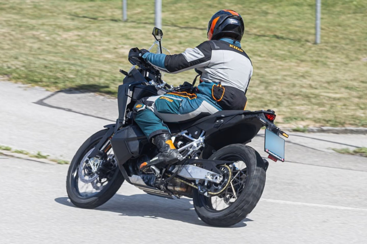 Así será la nueva KTM 990 Adventure: trail viajera con 123 CV Así será la nueva KTM 990 Adventure: trail viajera con 123 CV