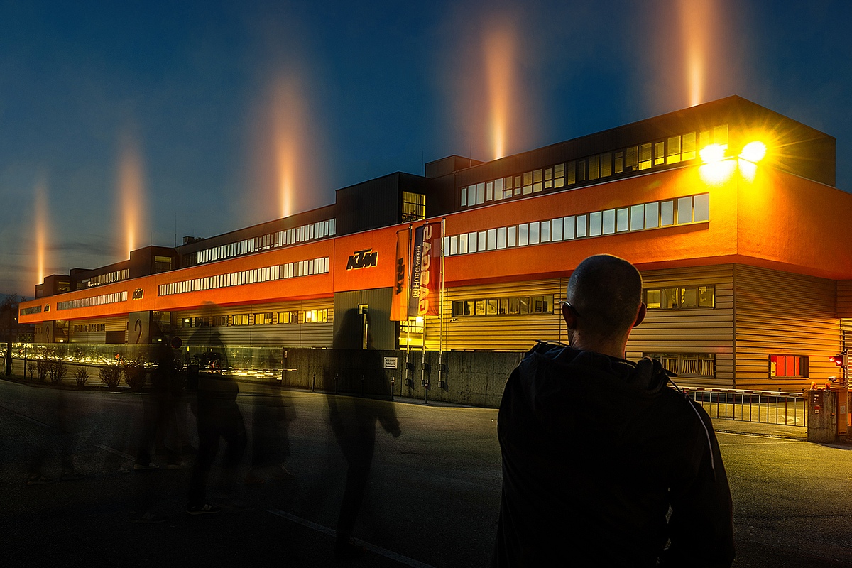 KTM abraza a su comunidad con la campaña Orange Blood KTM abraza a su comunidad con la campaña Orange Blood