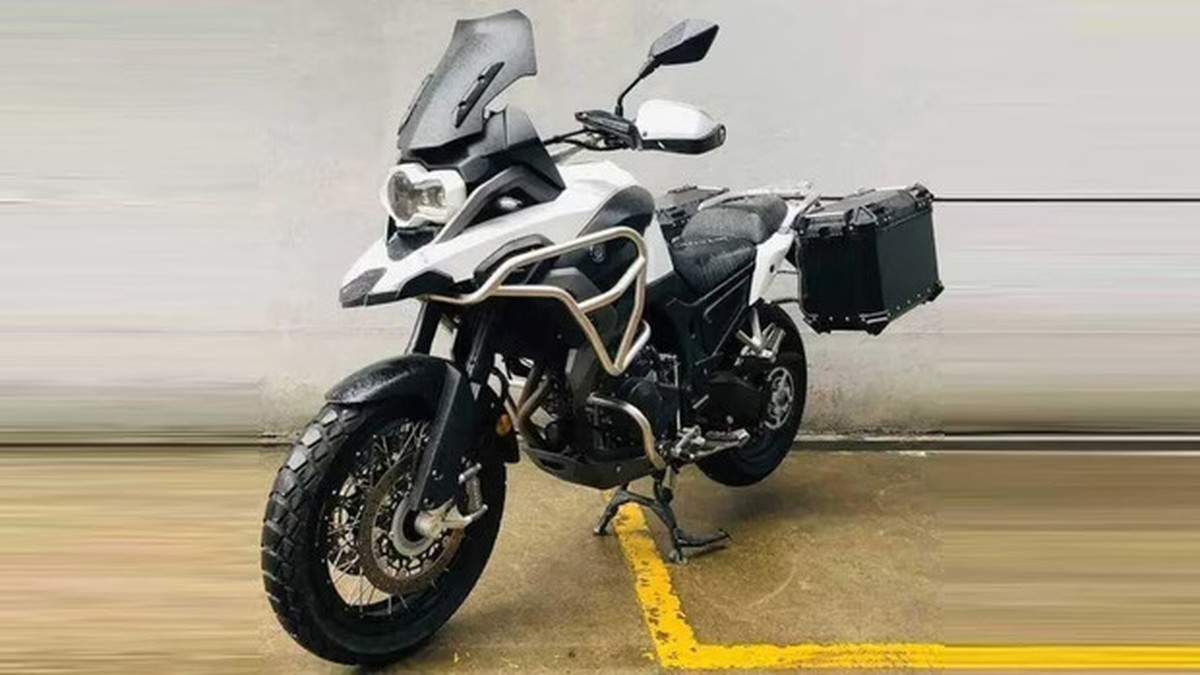 Copias chinas de Ducati y BMW por 4500 euros