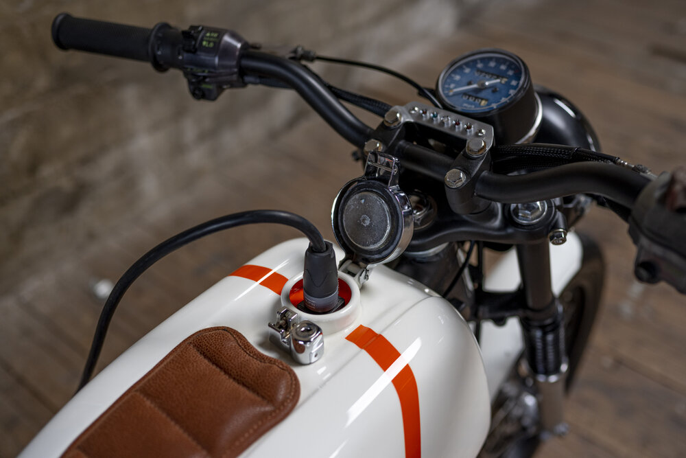 Omega EV200: una moto eléctrica bonita y con estilo