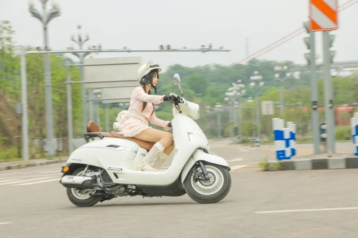 Qianjiang Dream Dino: scooter retro por 1800 euros