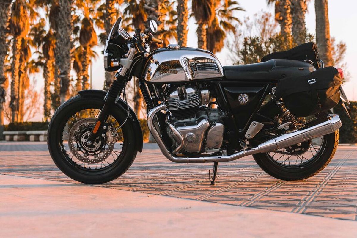 Royal Enfield Lightning Interceptor y Thunder Continental
