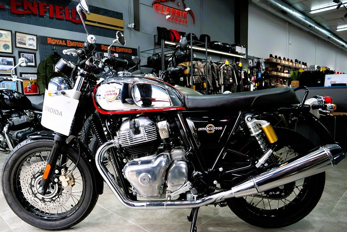 Royal Enfield inaugura Paradise Motos: nueva tienda en Jaén Royal Enfield inaugura Paradise Motos: nueva tienda en Jaén