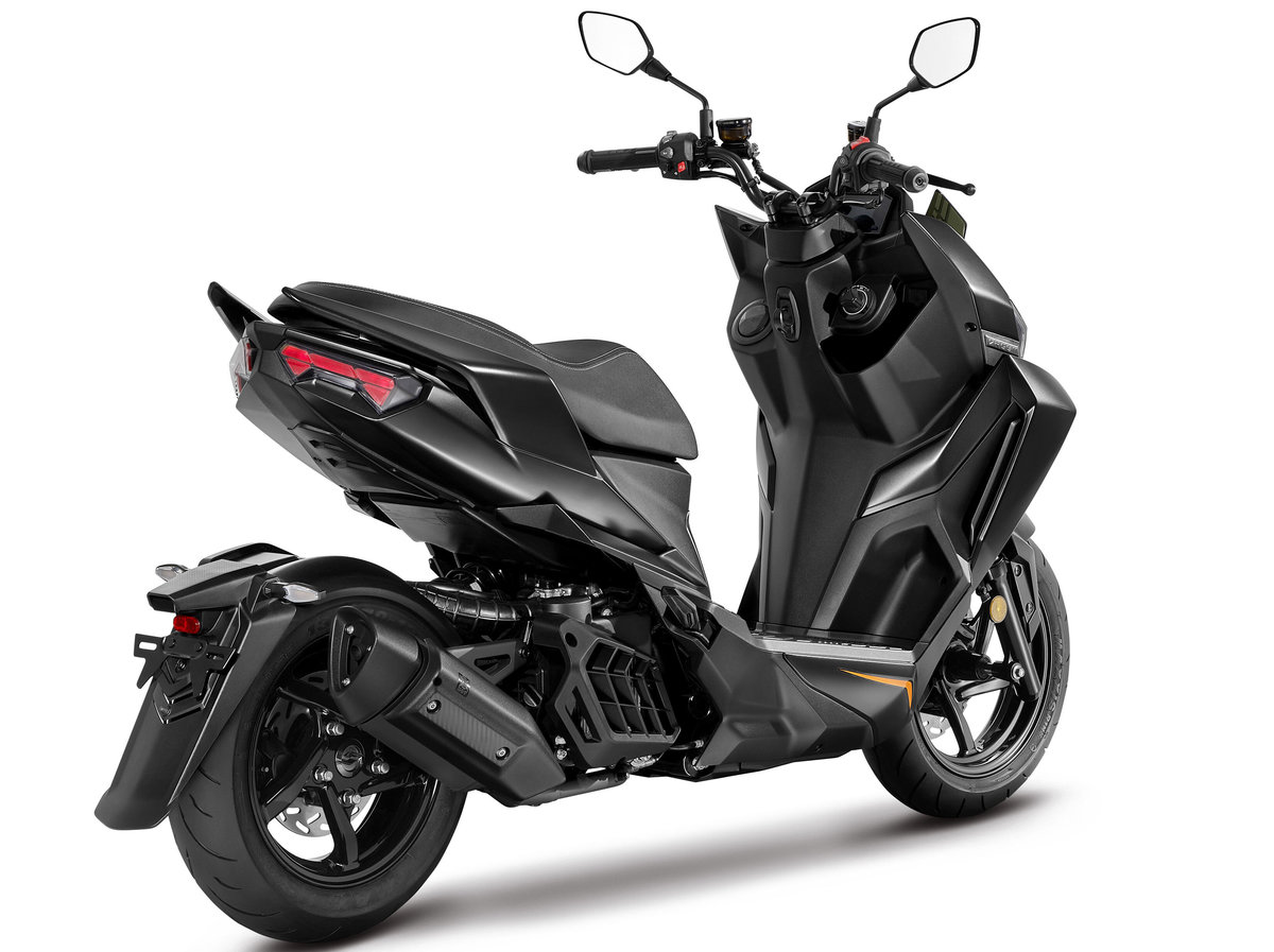 SYM Dragon DRGBT: scooter crossover con ABS en curva para el A1