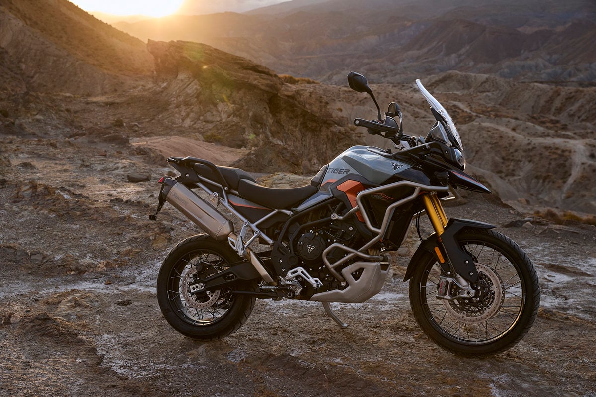 Triumph Tiger 900 Alpine Edition y Desert Edition: listas para la nieve y la arena