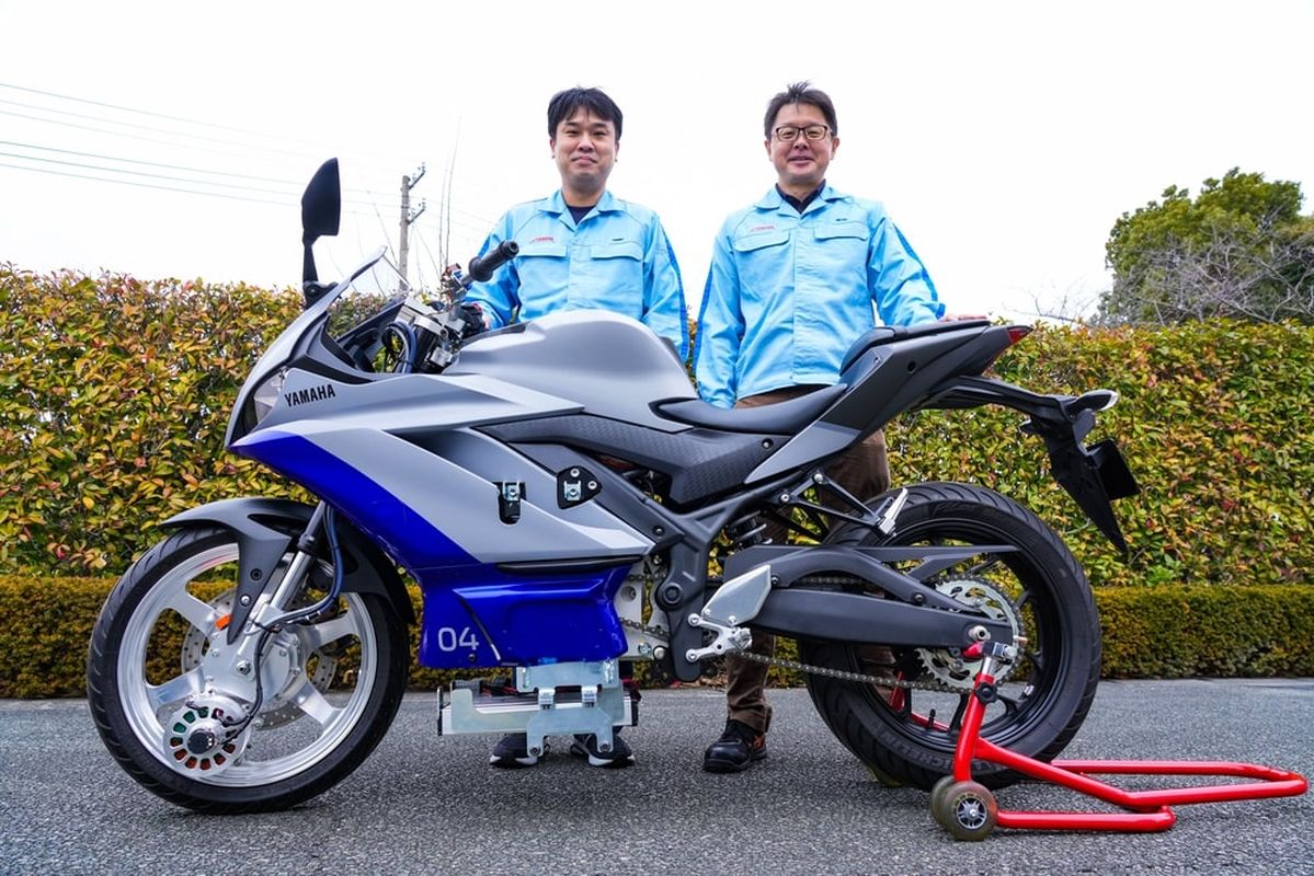 Yamaha mejora su moto que no se cae