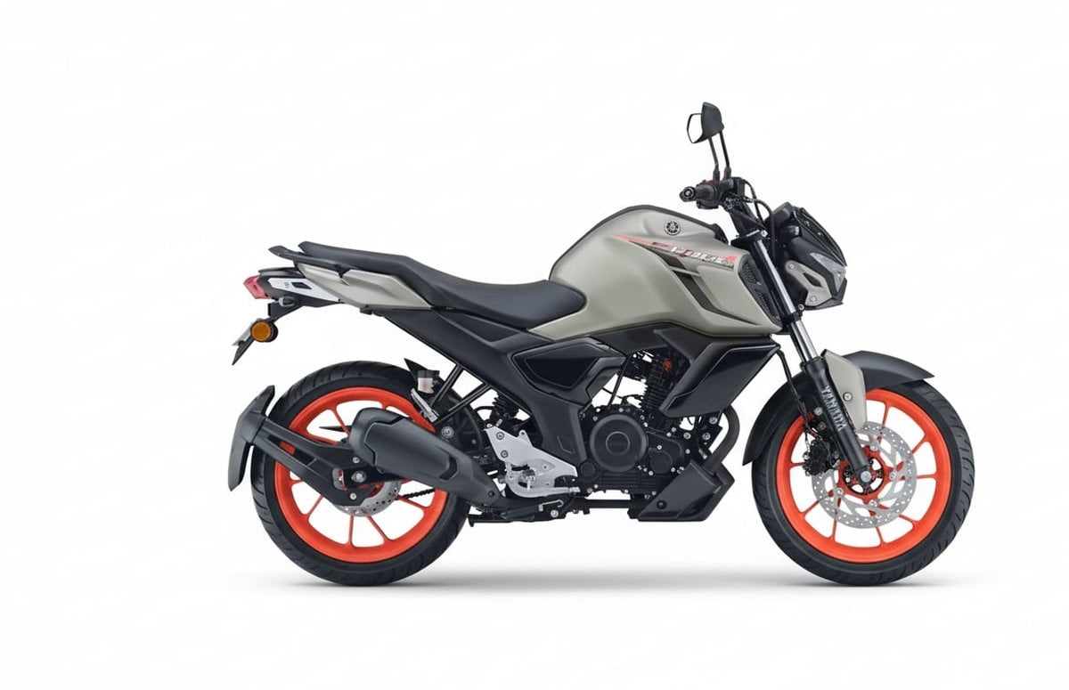 ¿Una Yamaha V-Max sin carnet? Así es la FZ-Rave ¡por 1290 euros!