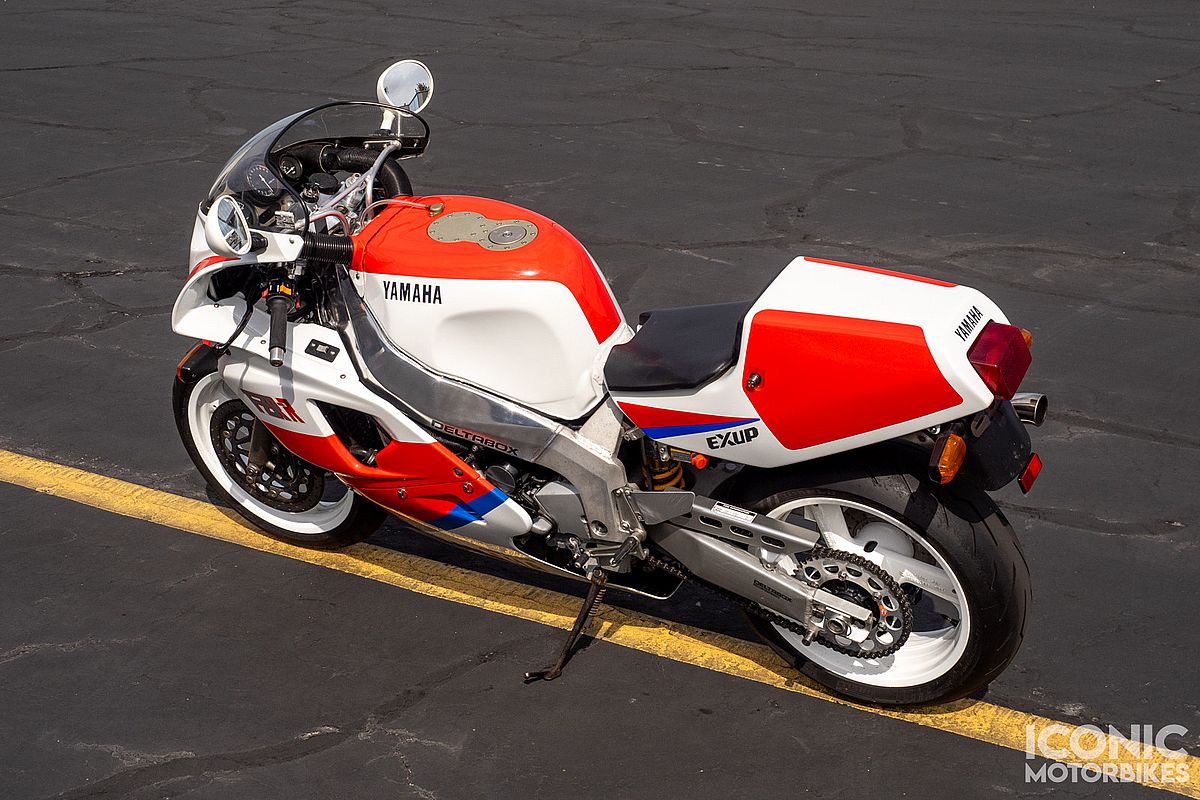 Ensueño: Yamaha FZR750R OW01, la rival de la Honda RC30