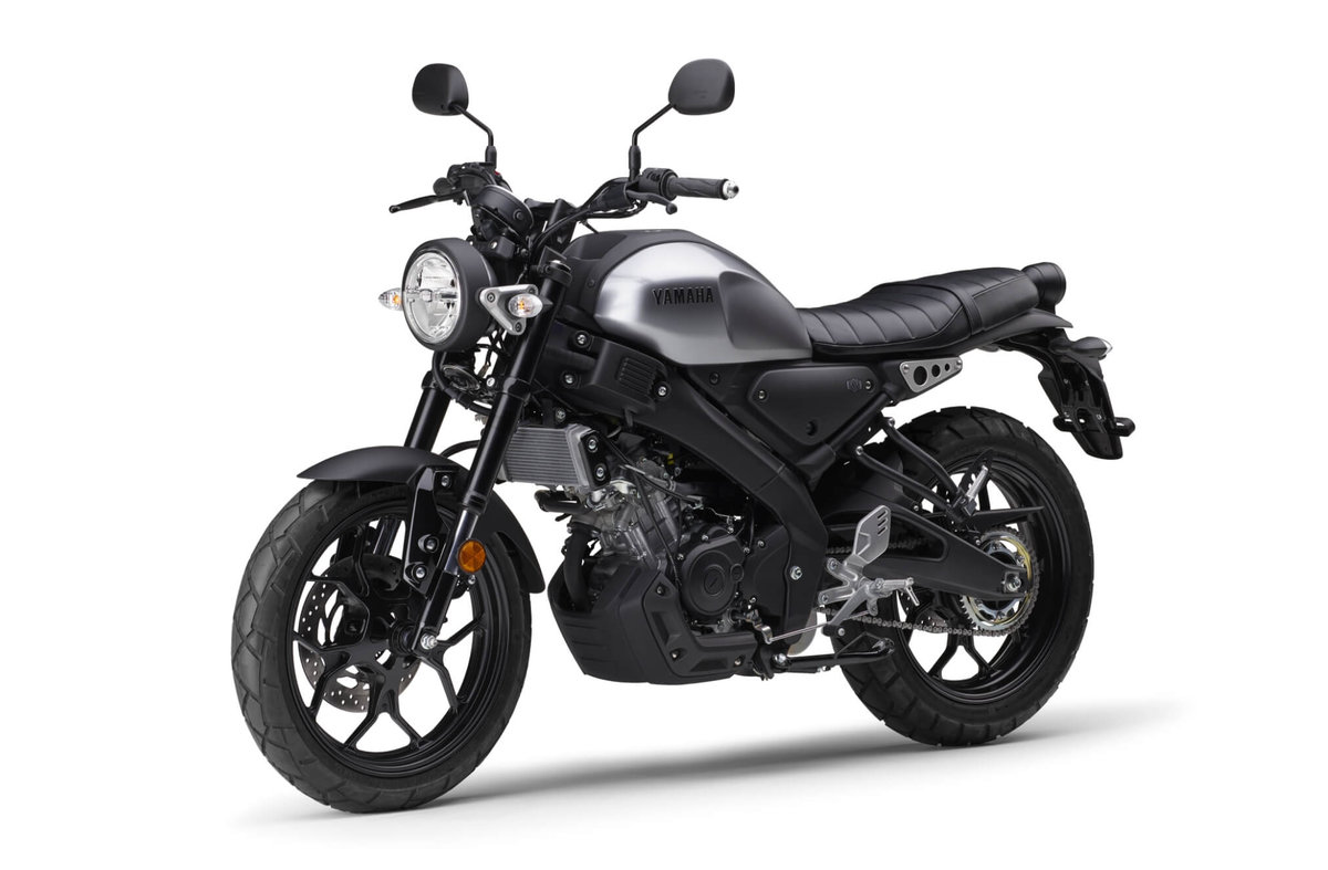 Yamaha XSR155 2026: la naked retro japonesa sin carnet de 3000 euros