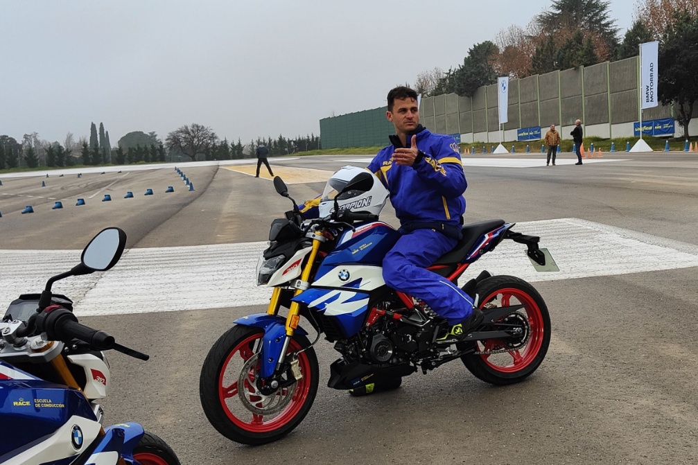 Cursos de conduccion BMW RACE
