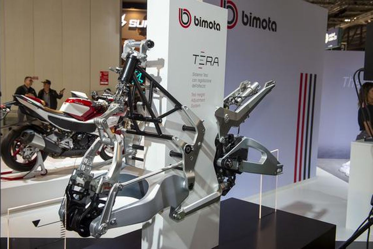Bimota Tera: trail con altura ajustable y motor Kawasaki H2