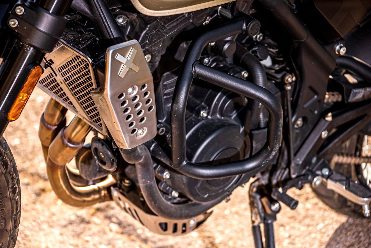 Brixton Crossfire 500 XC: Scrambler asequible