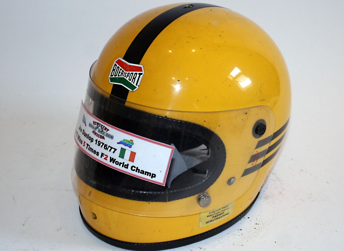 Subasta de cascos de campeones: compra un trozo de historia