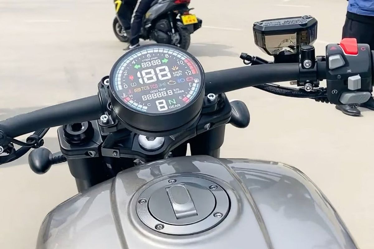 Dayang TMV 450 Timo: custom china con V2 para el A2