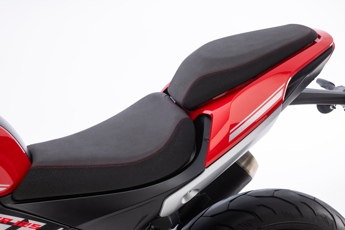 Prueba Macbor Shifter 125 EVO: la naked sin carnet muy equipada y asequible Prueba Macbor Shifter 125 EVO: la naked sin carnet muy equipada y asequible