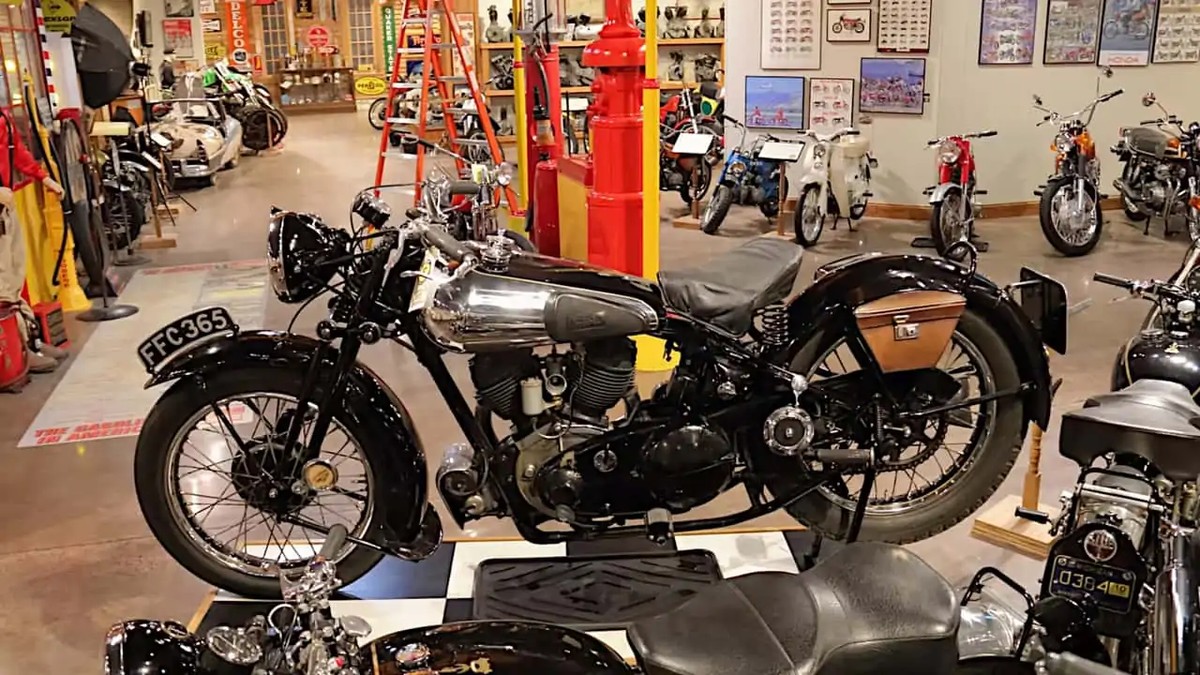 Las motos del National Motorcycle Museum, a la venta