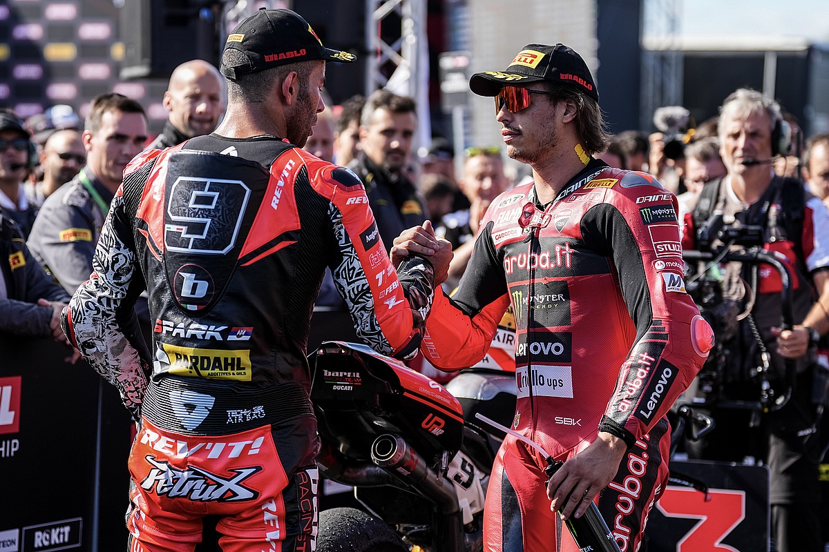 Mundial SBK Magny-Cours: Toprak y Bautista, lesionados