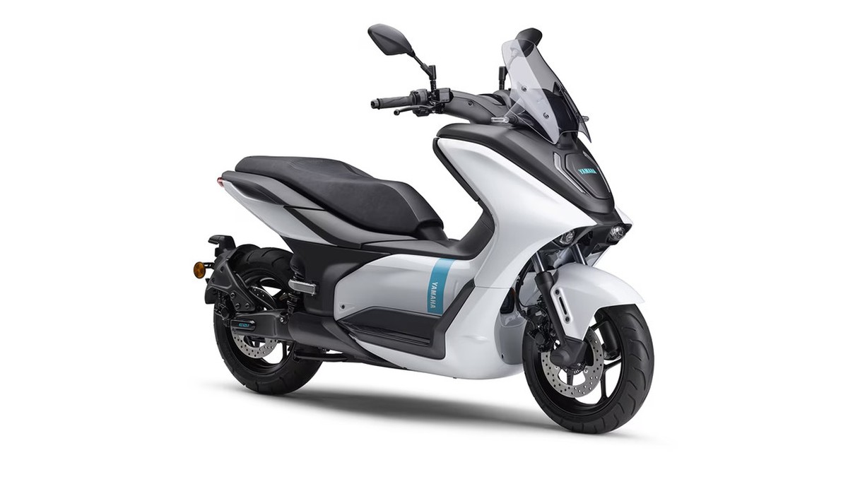 Scooter Yamaha E01 eléctrico: a la venta en 2024
