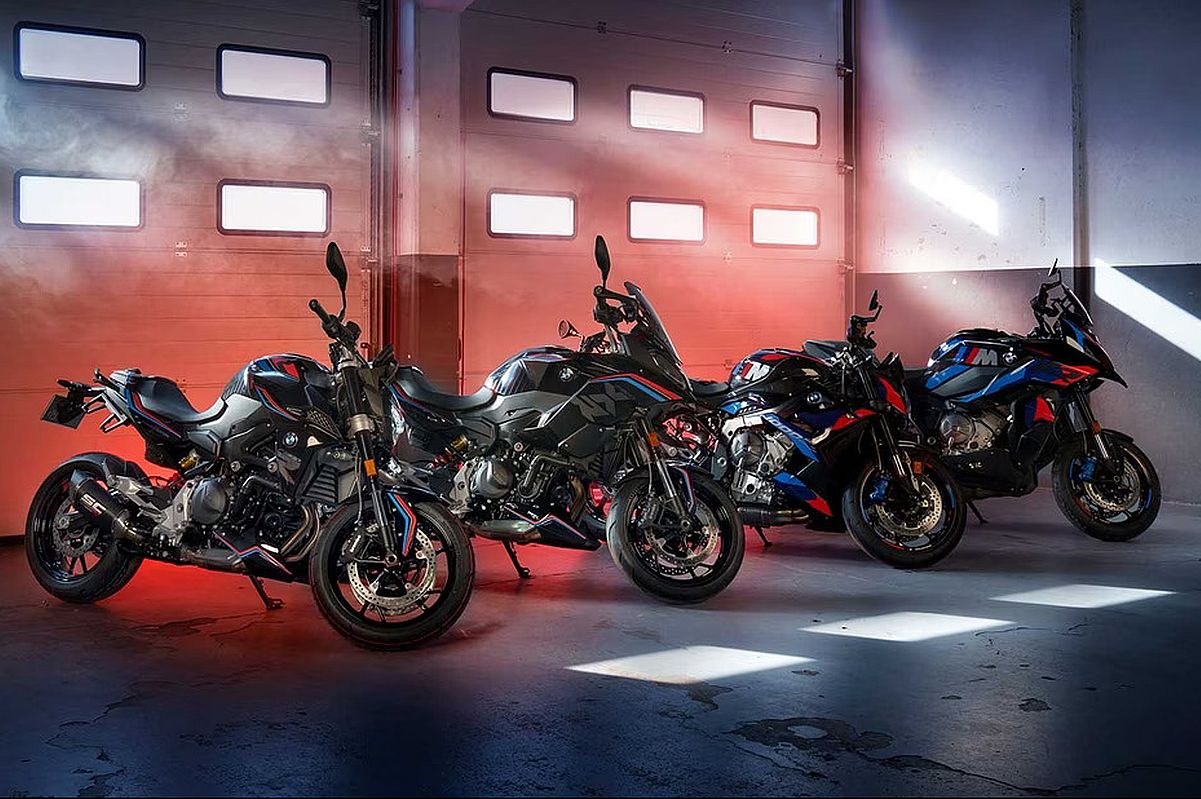 BMW F 900 R y F 900 XR Sport Edition: exclusivo look M