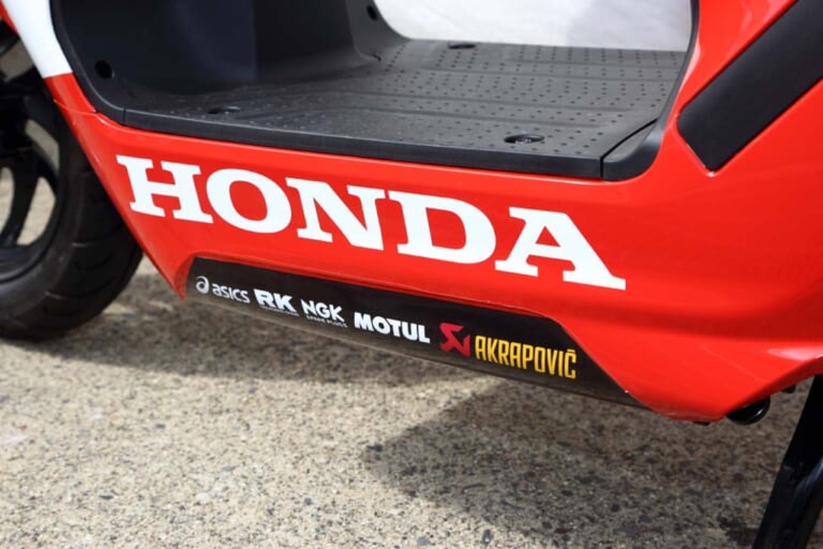 Ciclomotor eléctrico Honda EM1 e: Edición 8 Horas de Suzuka