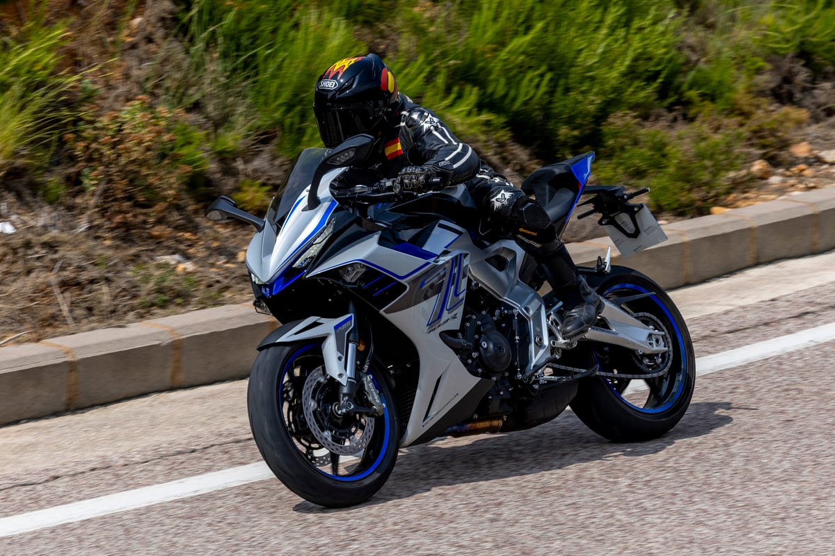 Prueba Zontes 703 RR: tricilíndrica deportiva de 95 CV por 7688 euros Prueba Zontes 703 RR: tricilíndrica deportiva de 95 CV por 7688 euros