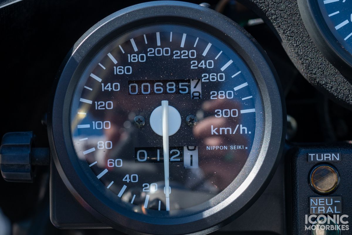 Ensueño: Honda RC30 Bol d’Or de 1988 con 685 km