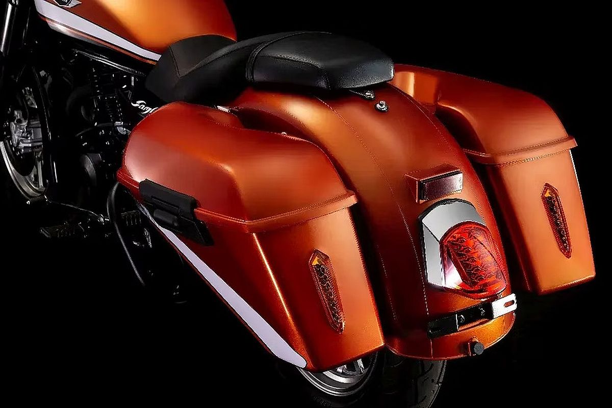 Jedi 250 4L: mini bagger china por 2000 euros