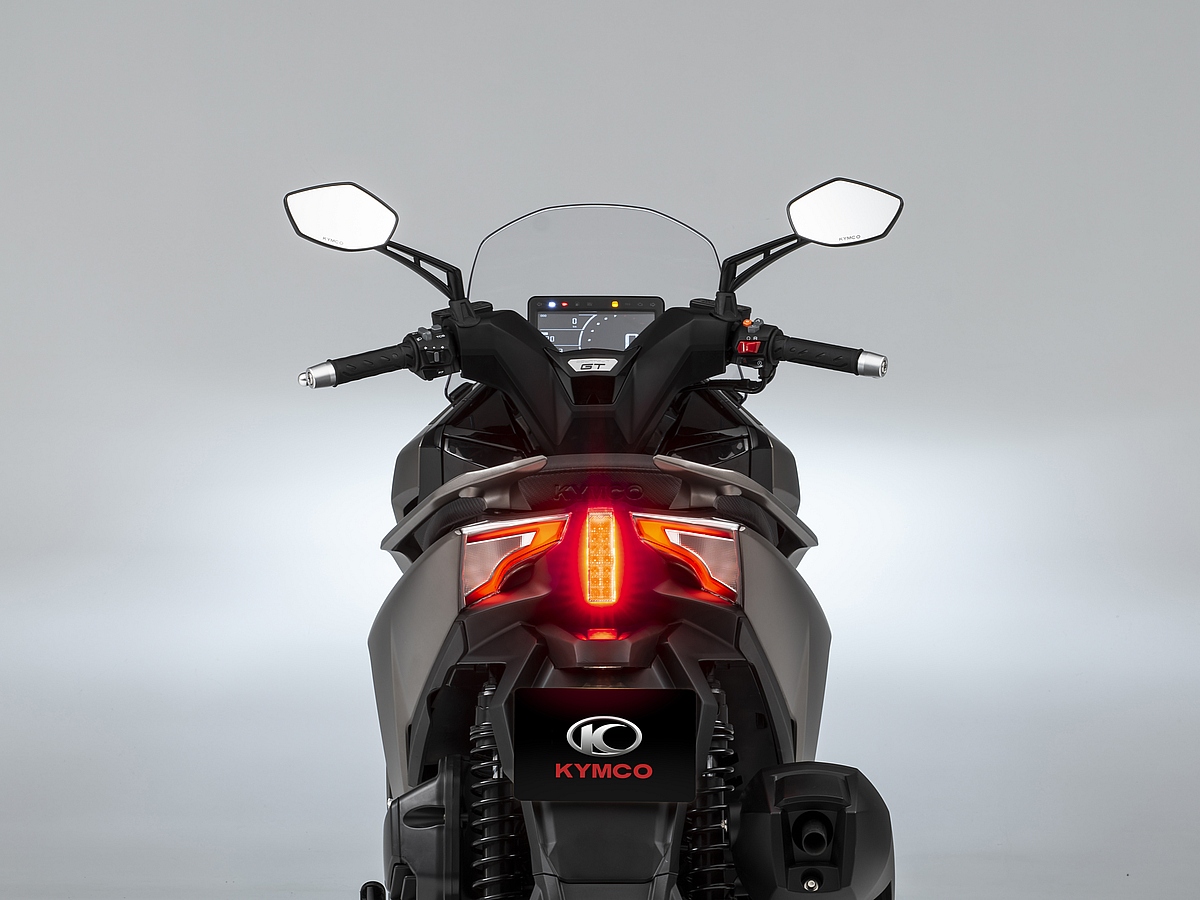 Nuevo KYMCO Super Dink GT 350: calidad, fiabilidad y precio 