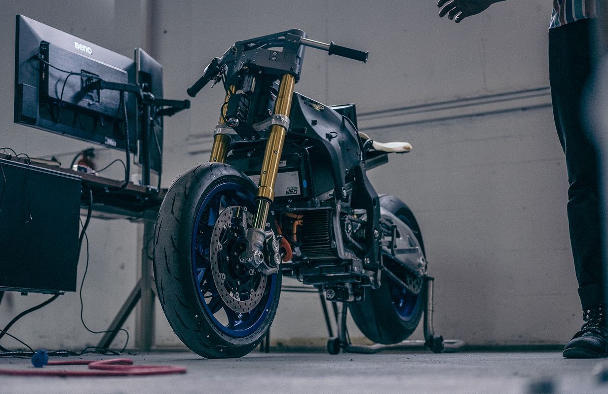 Damon: La moto eléctrica del futuro ¡y autónoma! 