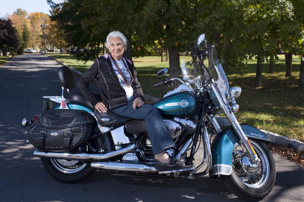 Mujeres en moto: Gloria Struck, toda una vida sobre ruedas
