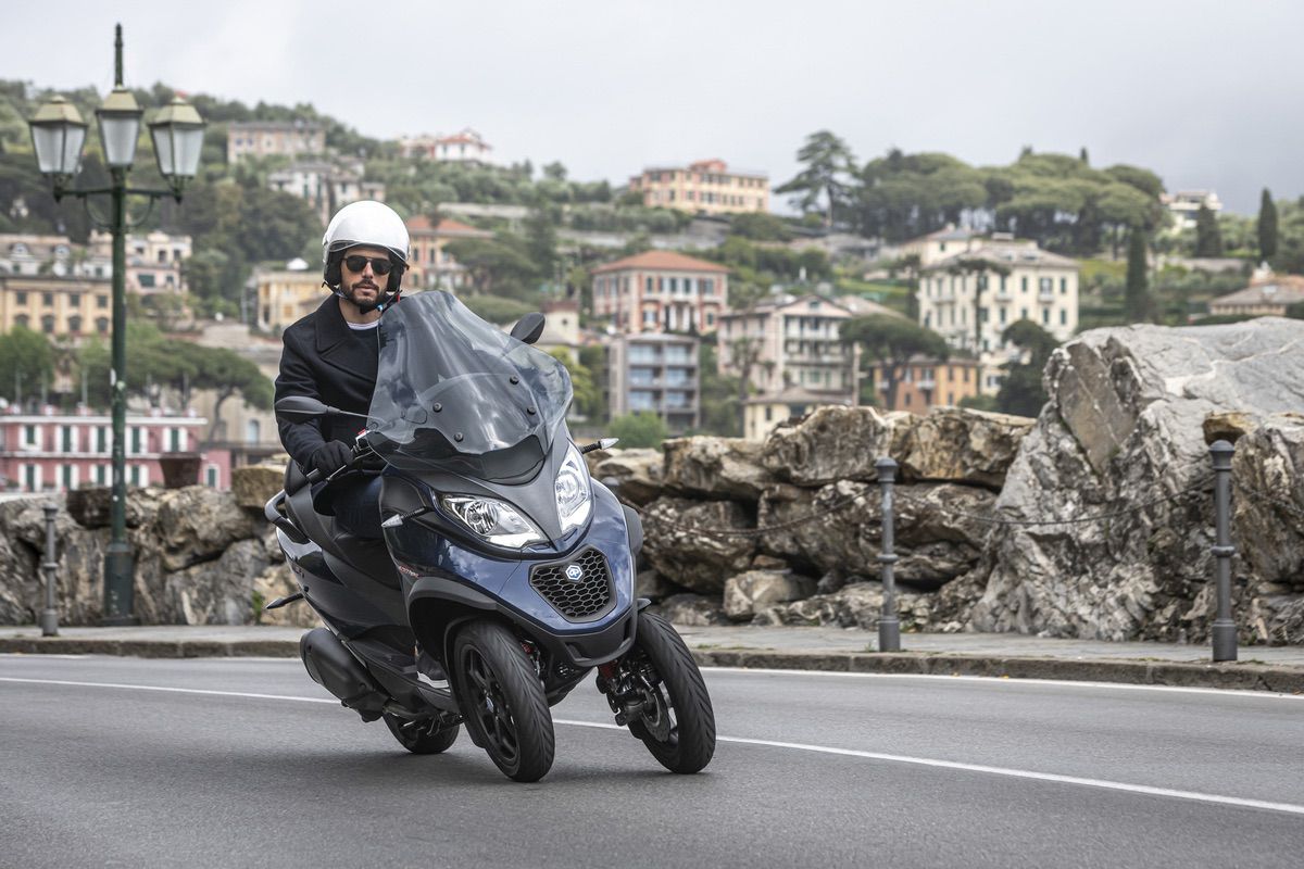 Pronto habrá más motos con airbag: Piaggio