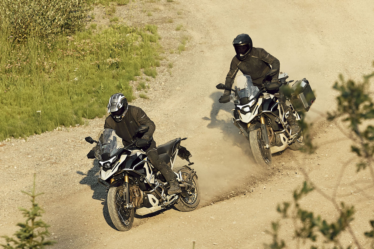 Triumph Tiger 1200 GT y Rally 2027: más ruteras y 8 CV más desde 23.595 euros