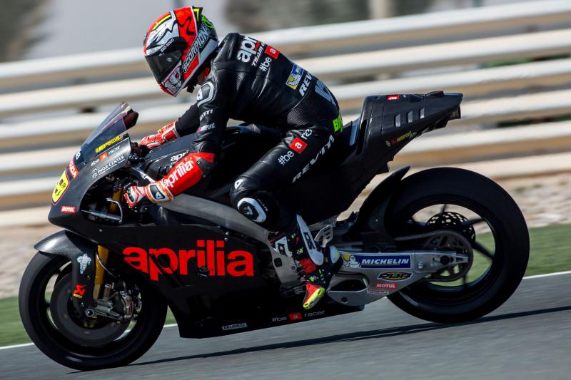Alvaro Bautista en los entrenamientos Aprilia MotoGP