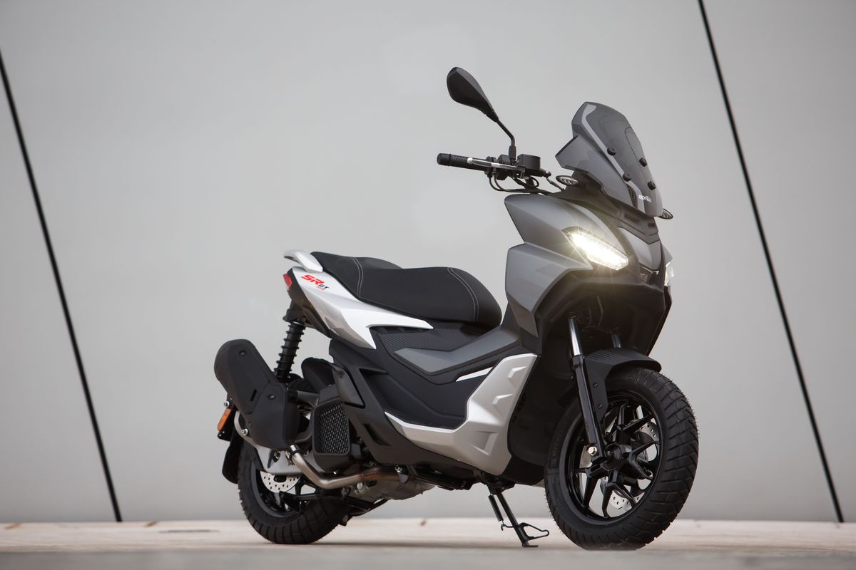 Novedades Aprilia 2022: RS 660, SR GT y Tuono 660 Factory