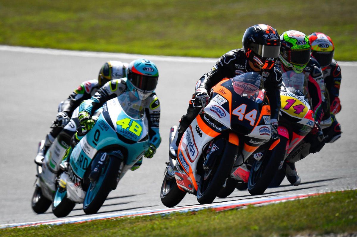Victoria de Aron Canet en el GP de Repúbilca Checa