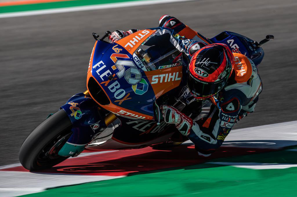 Augusto Fernandez logró el mejor registro en Moto2 en las sesiones del viernes del GP de Aragón Augusto Fernandez logró el mejor registro en Moto2 en las sesiones del viernes del GP de Aragón