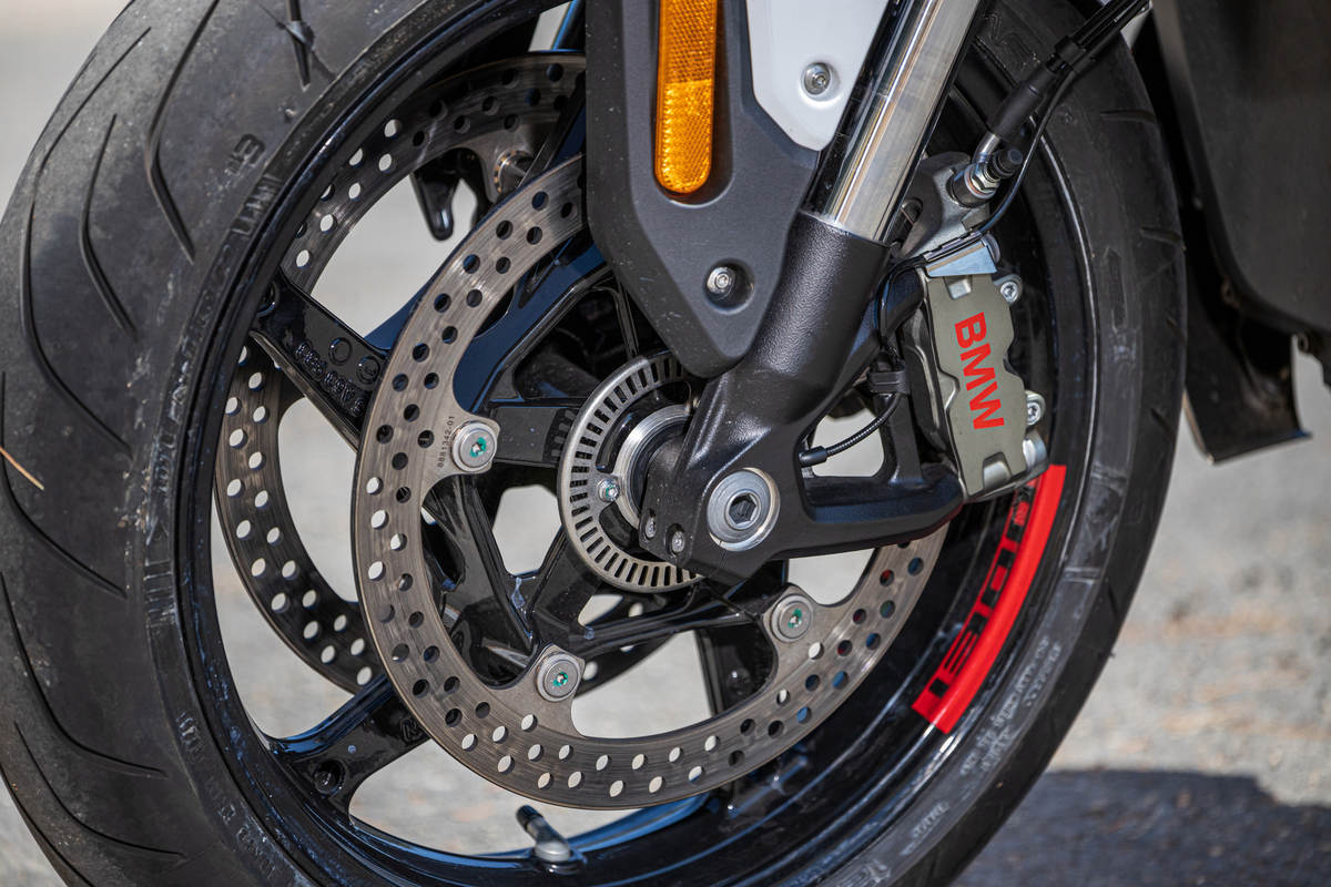 Prueba BMW R 1300 R: la bóxer naked más deportiva y potente Prueba BMW R 1300 R: la bóxer naked más deportiva y potente