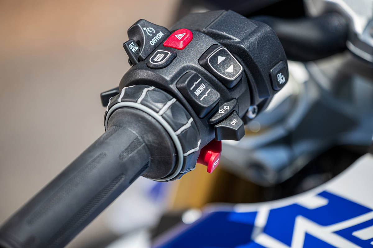 Prueba BMW R 1300 R: la bóxer naked más deportiva y potente Prueba BMW R 1300 R: la bóxer naked más deportiva y potente