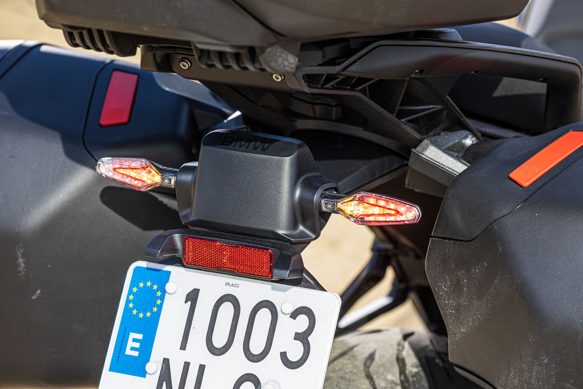 Prueba BMW R 1300 RS 2026: buena viajera y mejor deportiva Prueba BMW R 1300 RS 2026: buena viajera y mejor deportiva