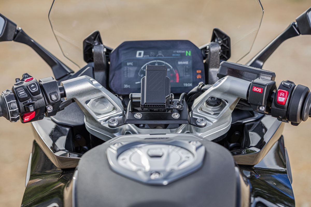 Prueba BMW R 1300 RS 2026: buena viajera y mejor deportiva Prueba BMW R 1300 RS 2026: buena viajera y mejor deportiva