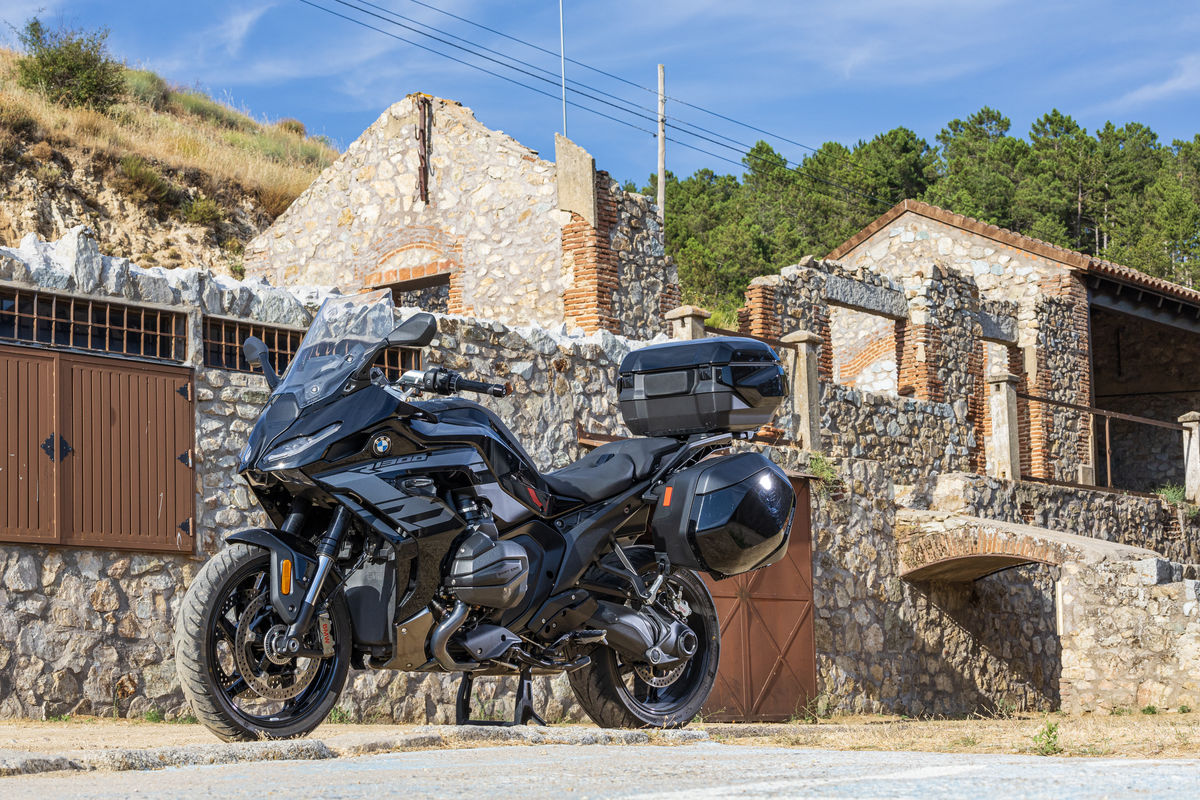 Prueba BMW R 1300 RS 2026: buena viajera y mejor deportiva Prueba BMW R 1300 RS 2026: buena viajera y mejor deportiva