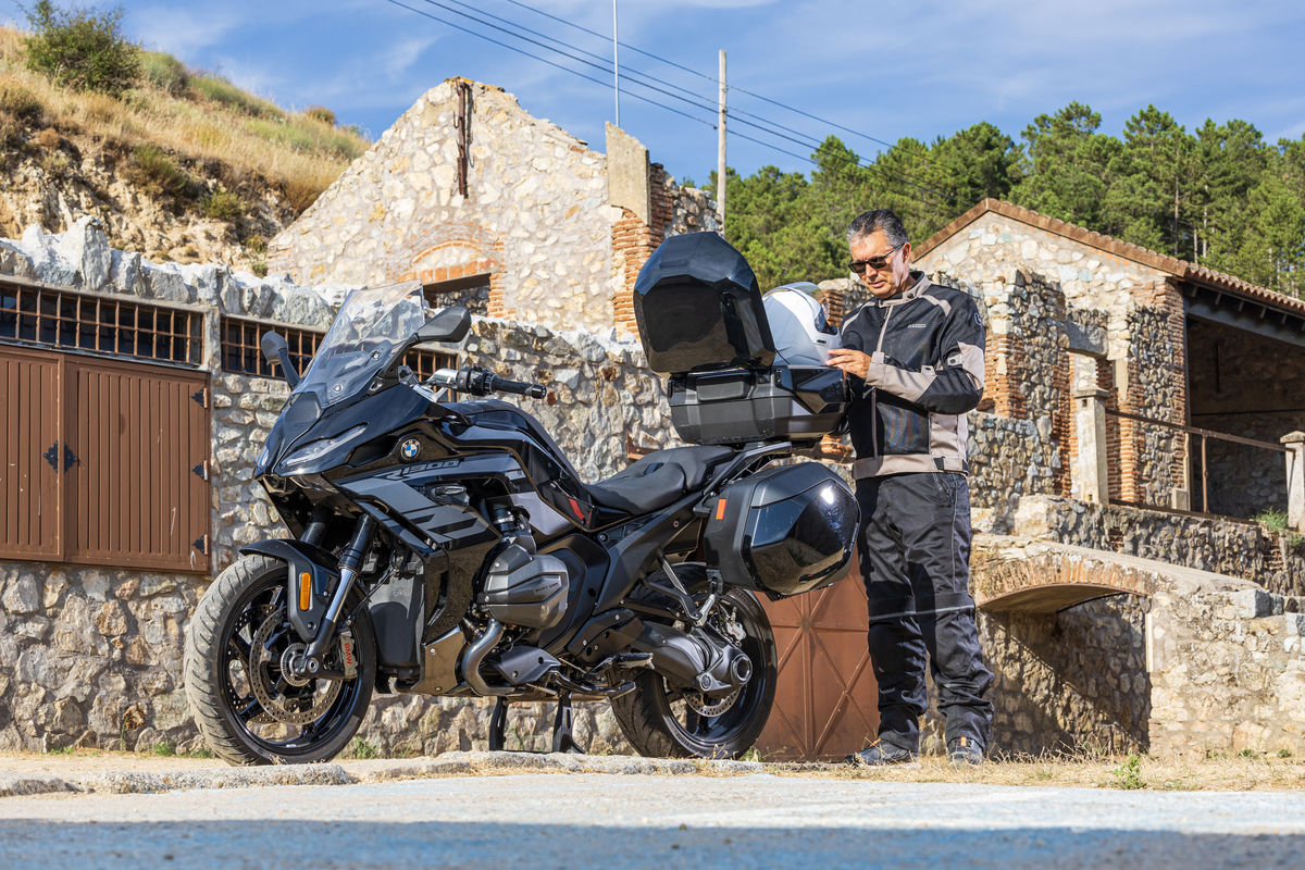 Prueba BMW R 1300 RS 2026: buena viajera y mejor deportiva