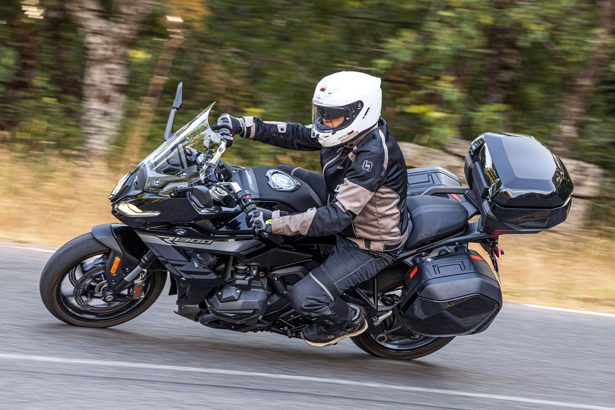 Prueba BMW R 1300 RS 2026: buena viajera y mejor deportiva