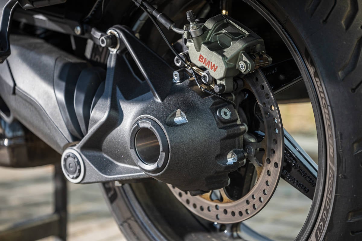 Prueba BMW R 1300 RT: la mejor viajera es aún mejor... ¡y más divertida!