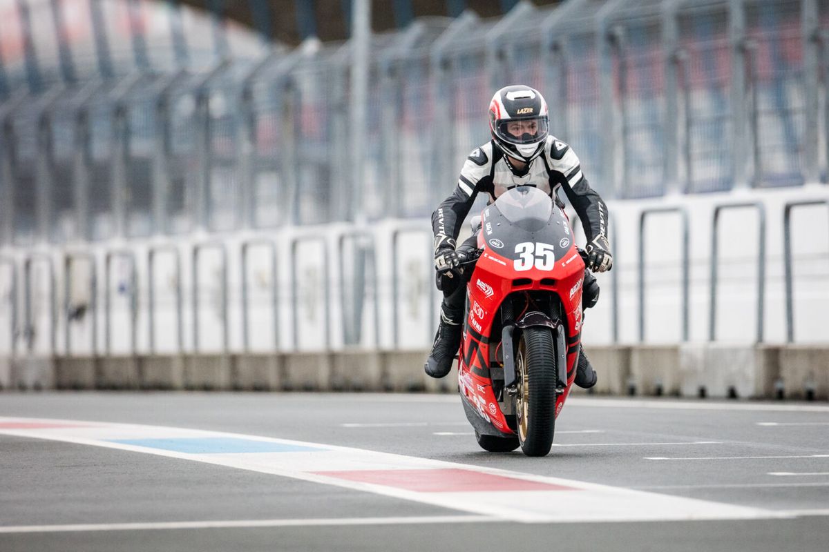 Delta-XE: la moto eléctrica de 200 CV de unos estudiantes Delta-XE: la moto eléctrica de 200 CV de unos estudiantes