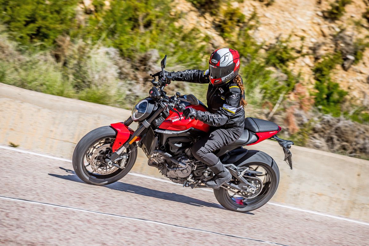 Las 5 rivales de la Suzuki GSX-S1000 por menos de 13.000 euros