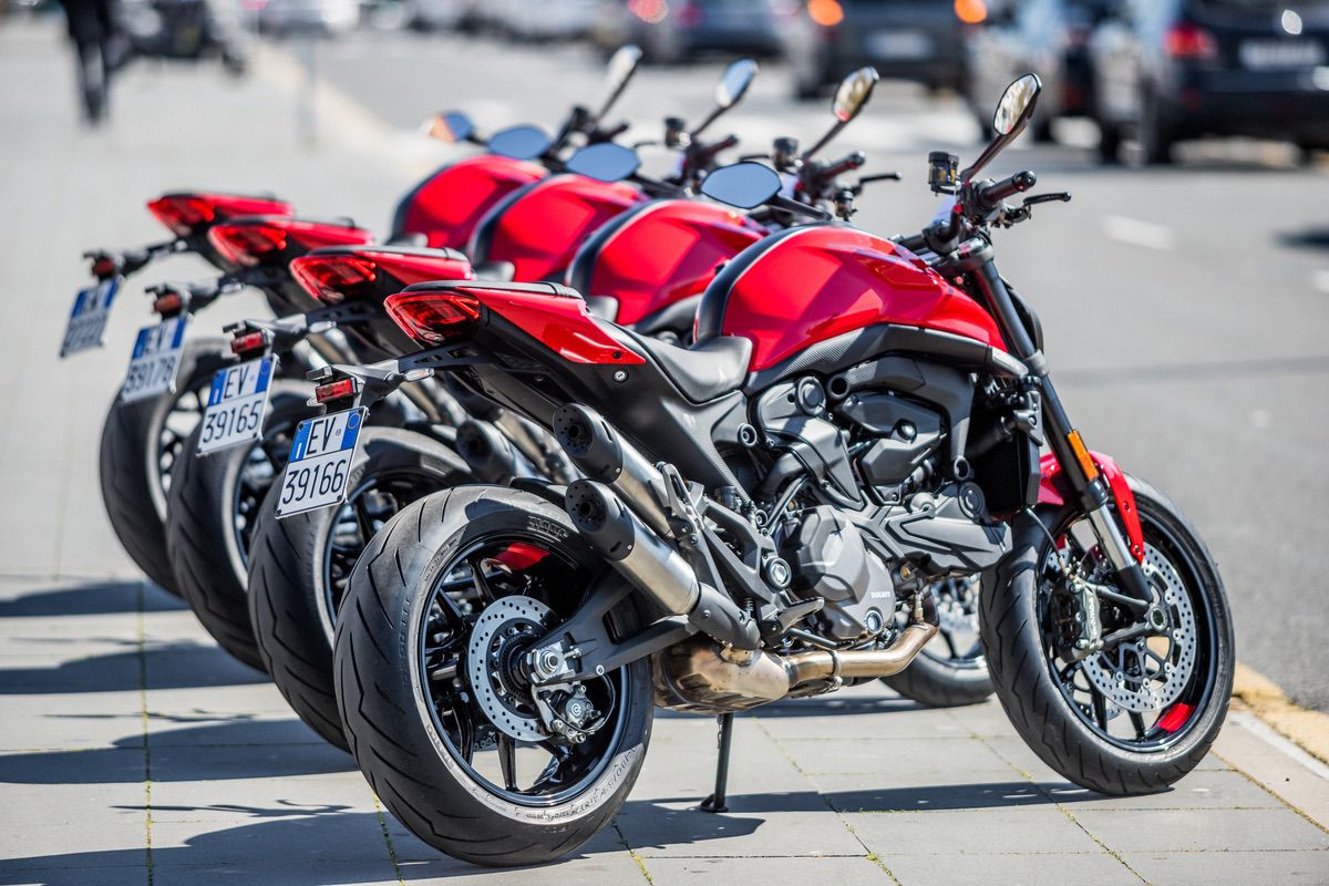 Prueba Ducati Monster 2021: Manteniendo su esencia